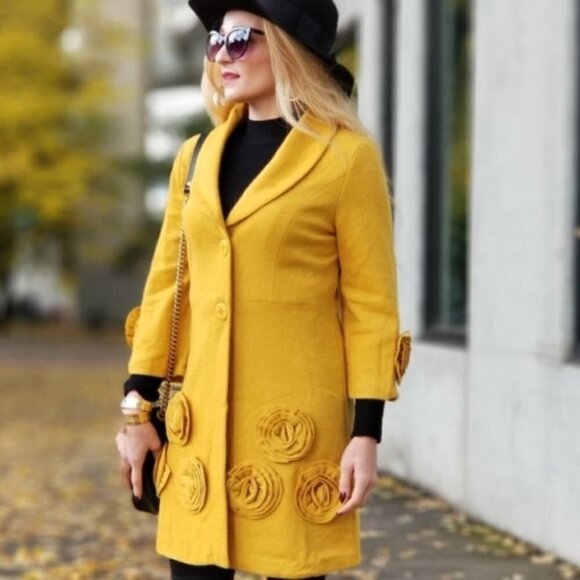CHIC DOLLZ Mustard Coat / Jacket - Picture 3 of 4
